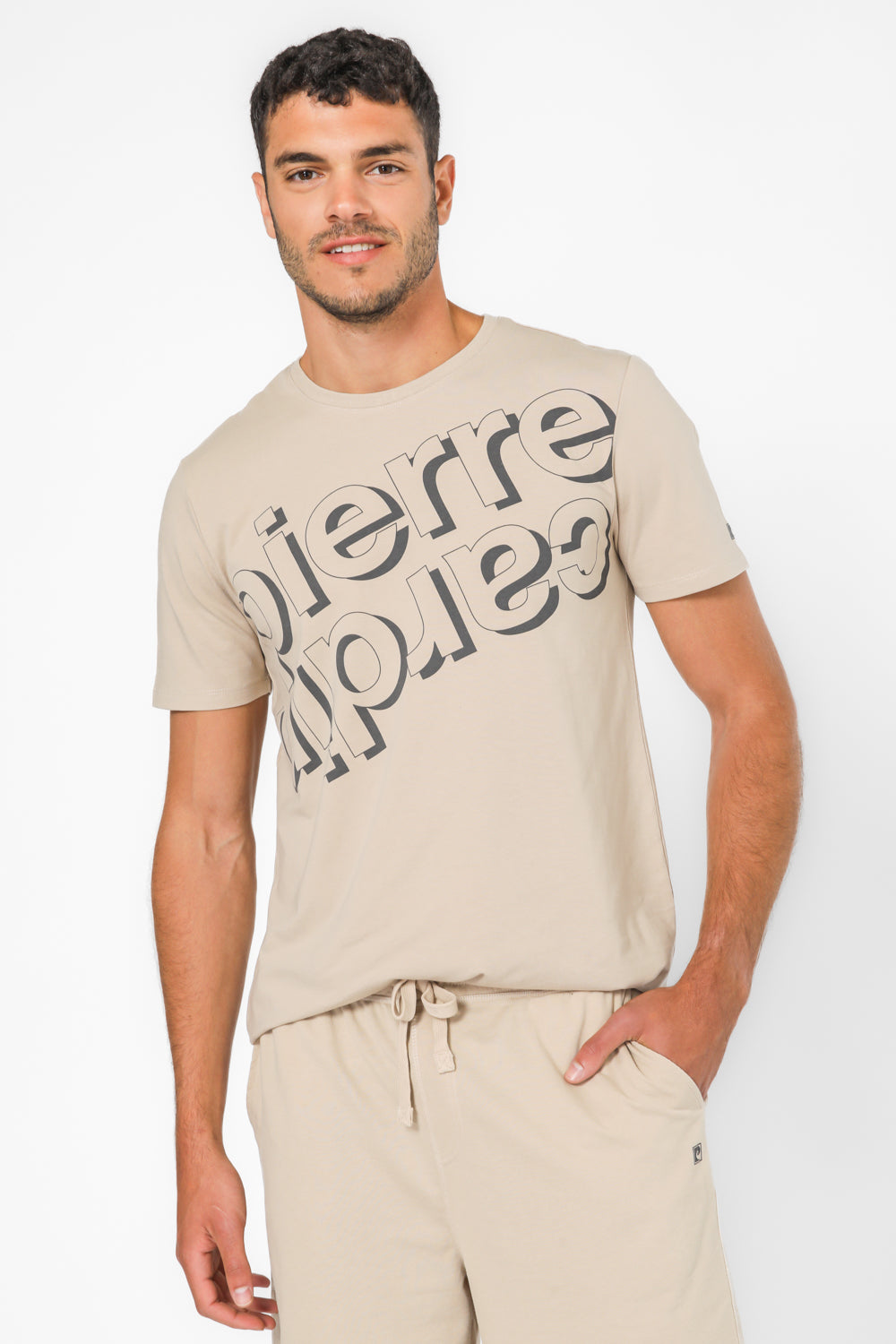 סט  קצר מבד פרנץ’ טרי PIERRE CARDIN בצבע בז'