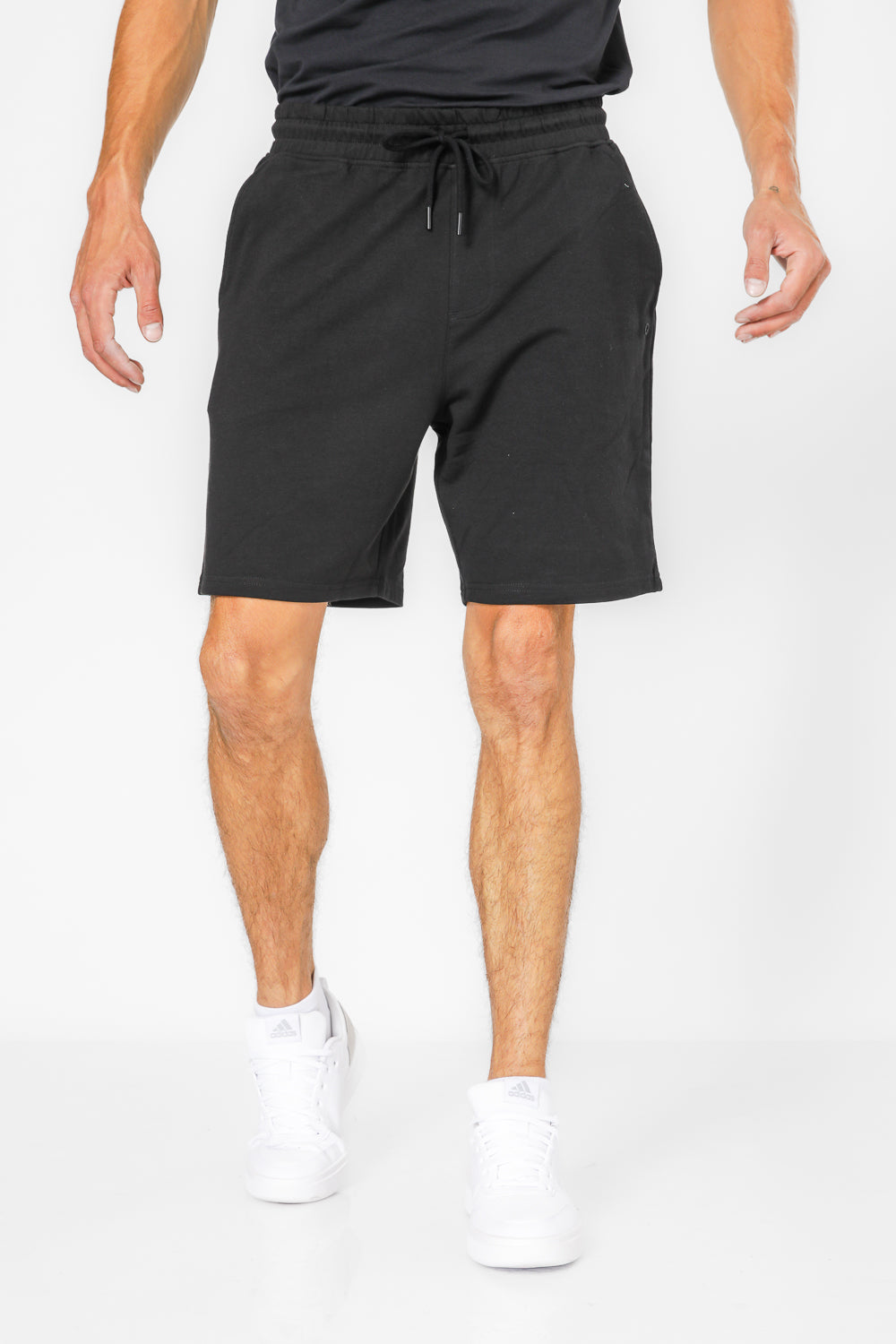 מכנסיים קצרים FRENCH TERRY בצבע שחור