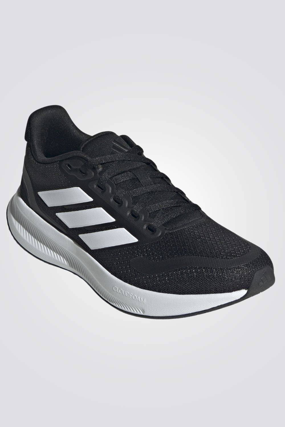 נעלי ספורט לנוער מבית ADIDAS, עם קרסול מרופד וסוליית cloudfoam. הנעל במראה הקלאסי של אדידס עם 3 פסים. 