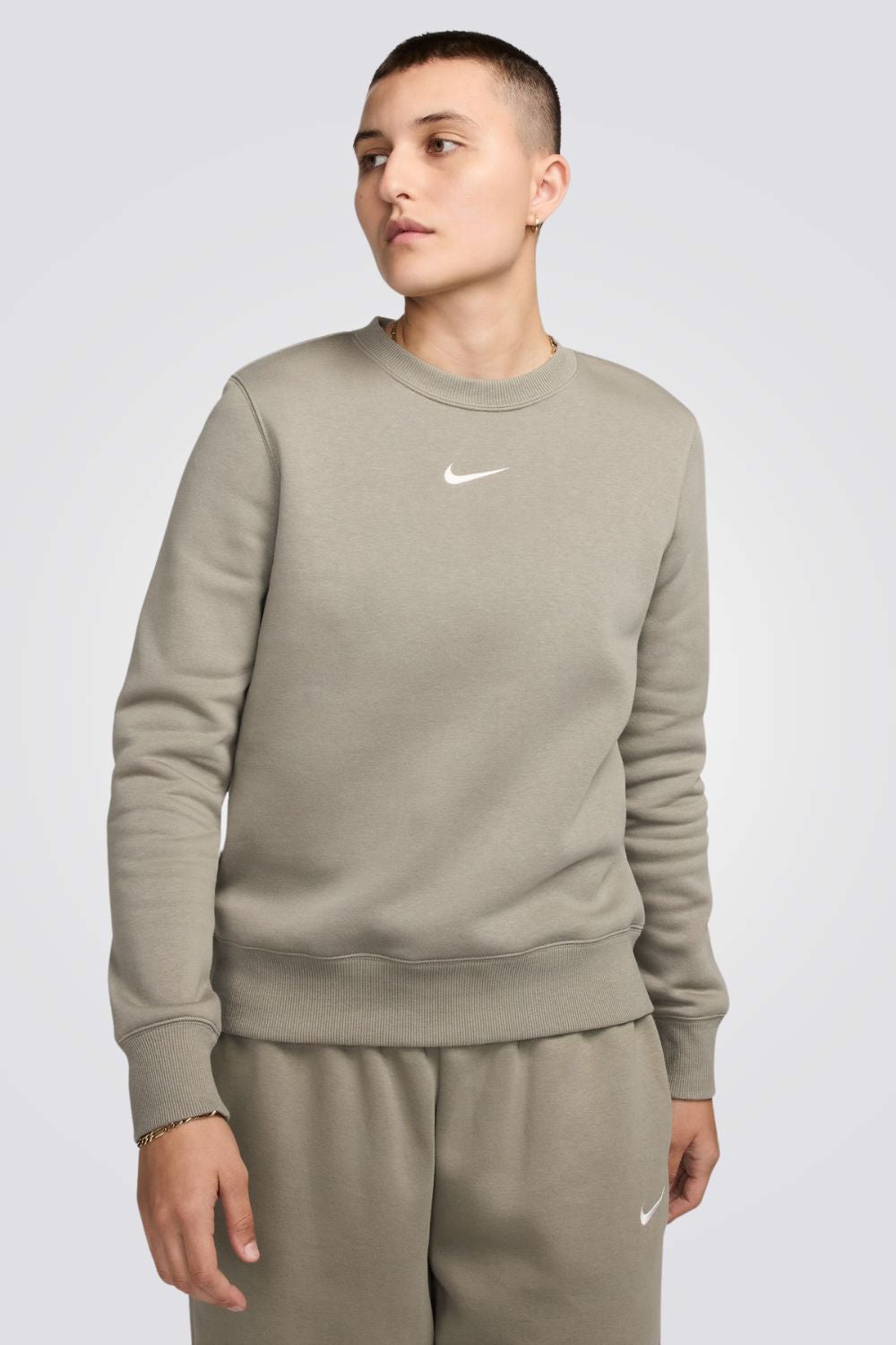 סווטשירט SPORTSWEAR PHOENIX FLEECE בצבע חאקי לנשים