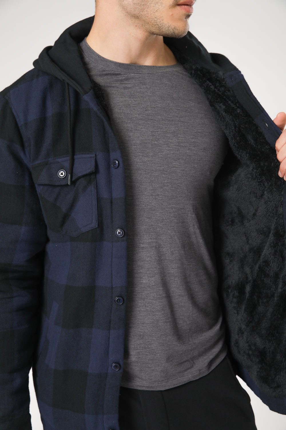 ג’קט קפוצ’ון עם בטנה פרוותית משובץ נייבי