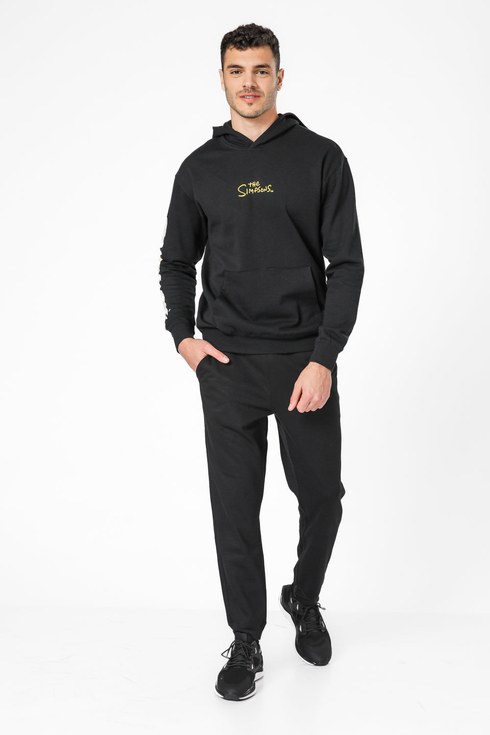 מכנסיים ארוכים מבד דק בצבע שחור