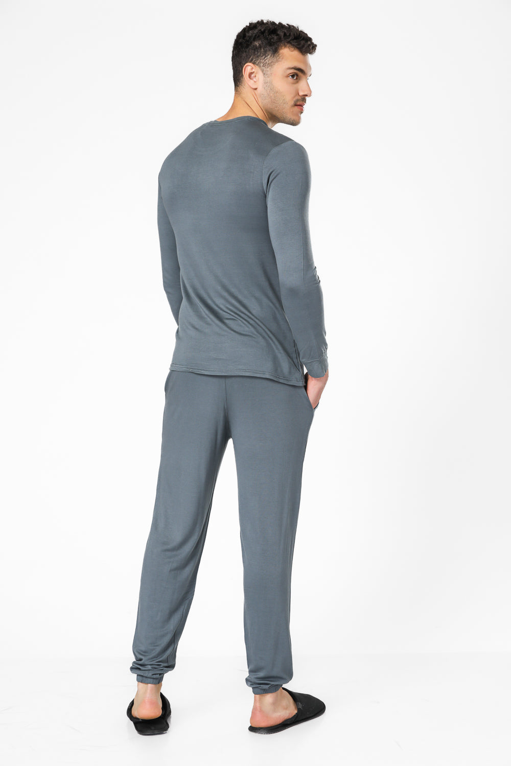 סט פיג’מה מודל בצבע כחול