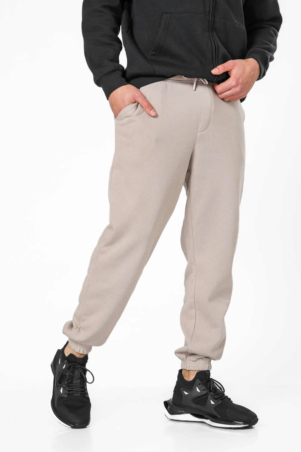 מכנסי פוטר ארוכים סיומת גומי בצבע חום בהיר