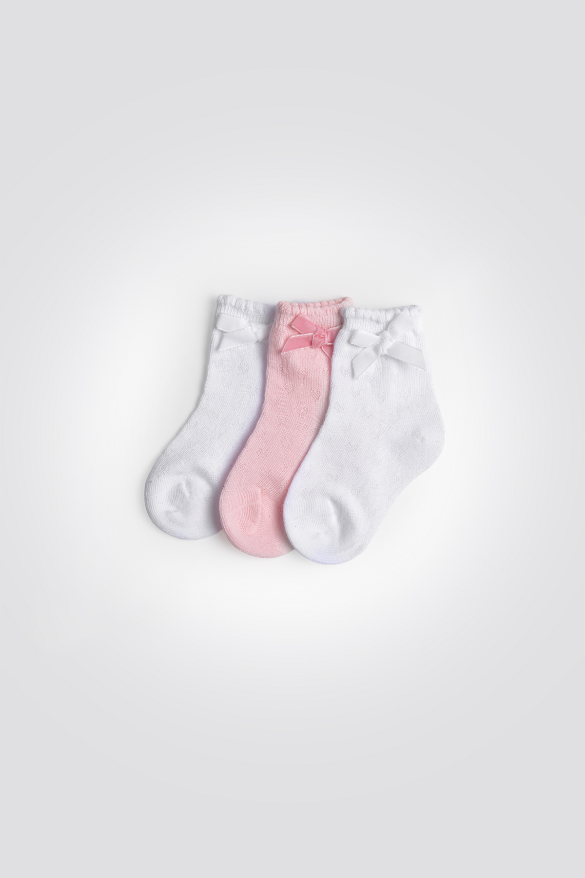 שלישיית זוגות גרביים עם פפיון | דלתא