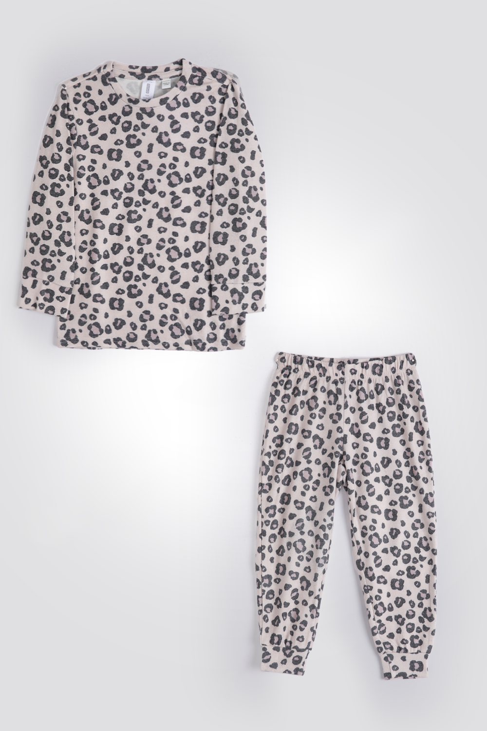 סט פיג’מה דקה ומחממת LEOPARD
