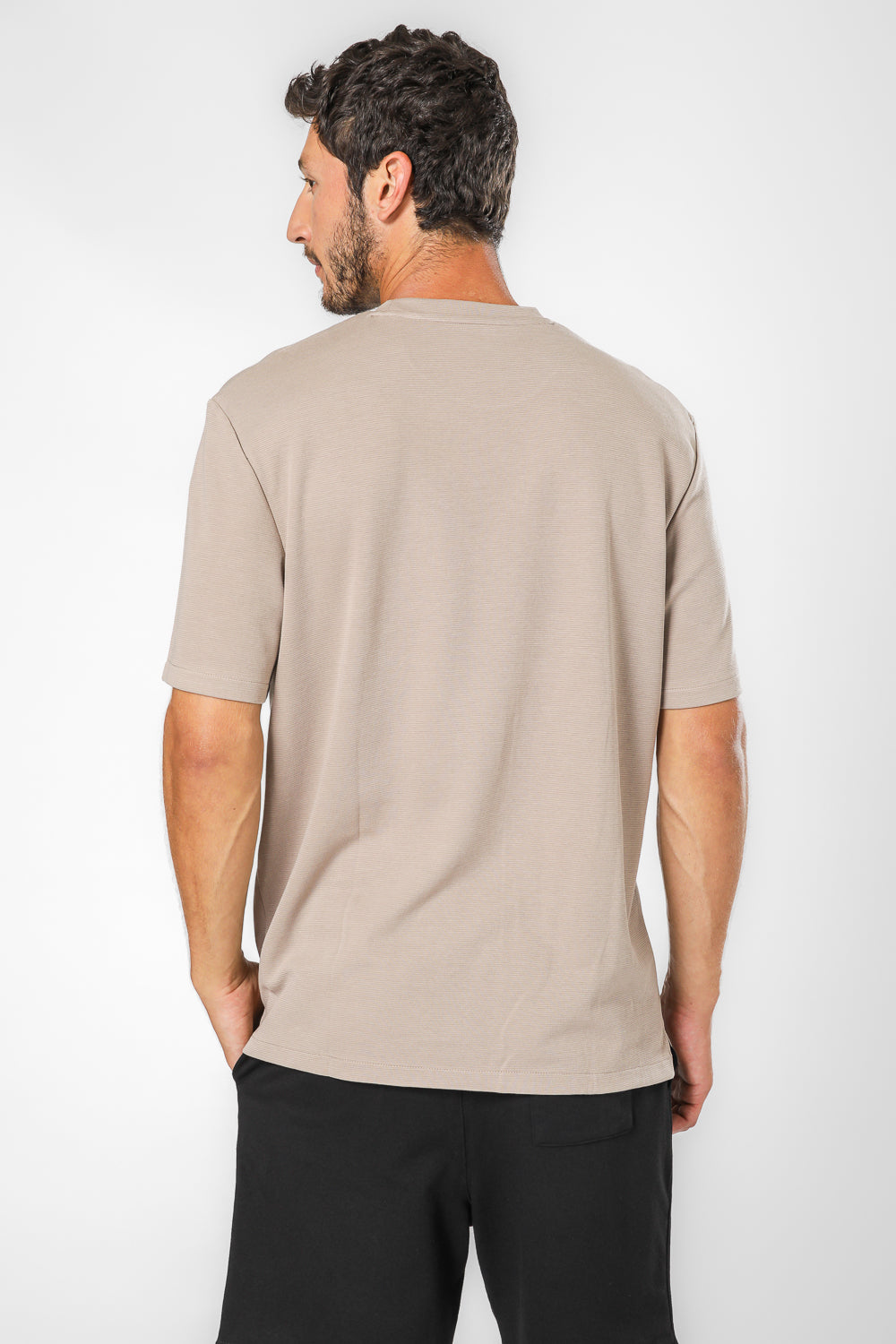 חולצה קצרה בטקסטורת פסים צווארון עגול