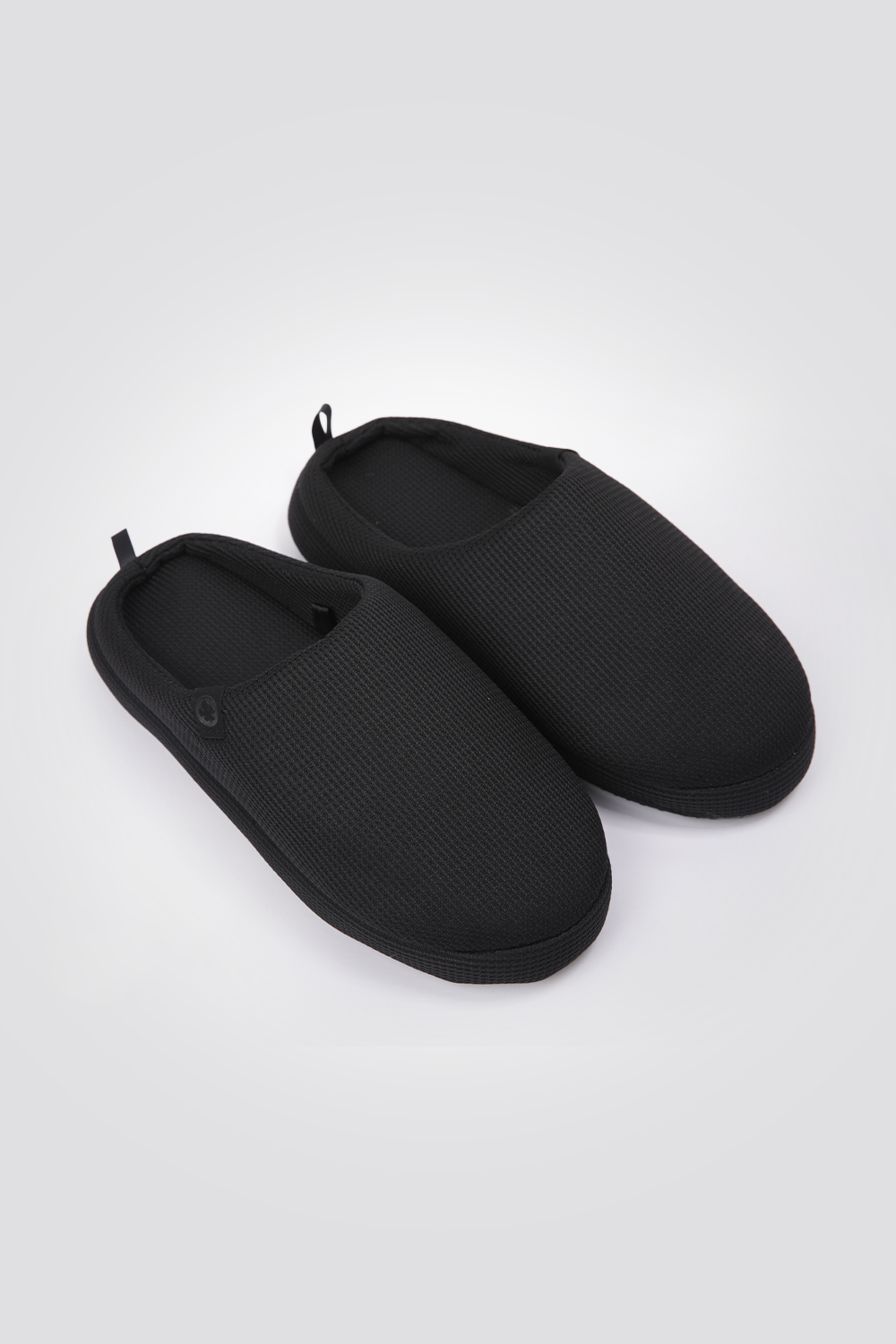 נעלי בית מפנקות לגבר מבד שחור