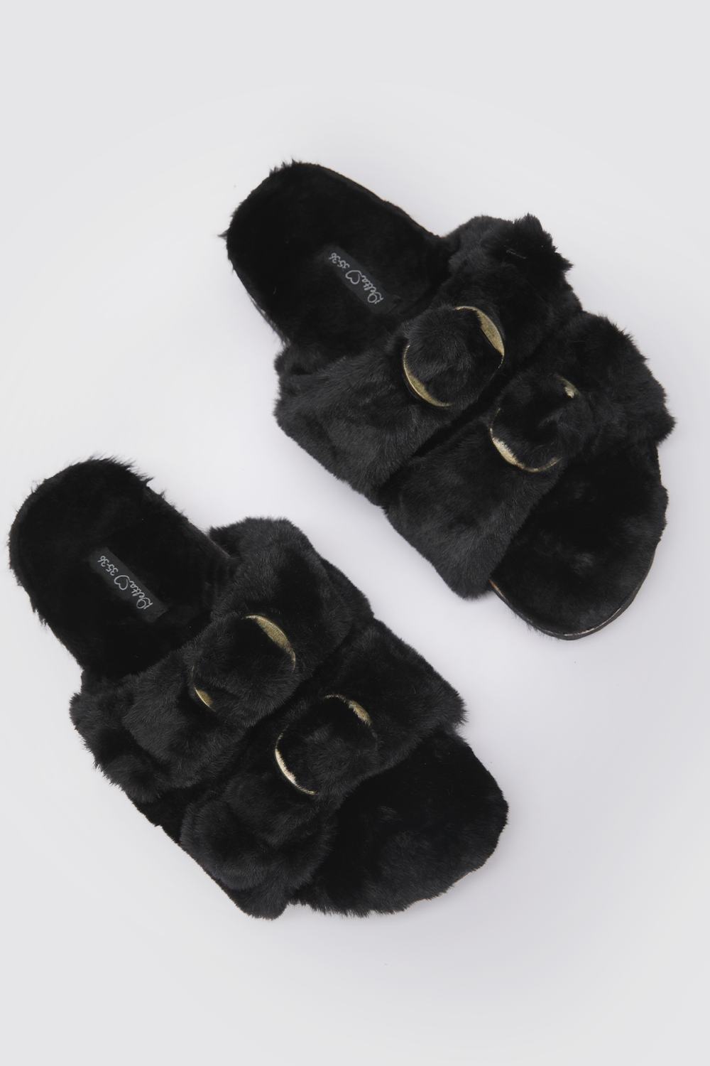 נעלי בית פרוותיות עם אבזם בצבע שחור