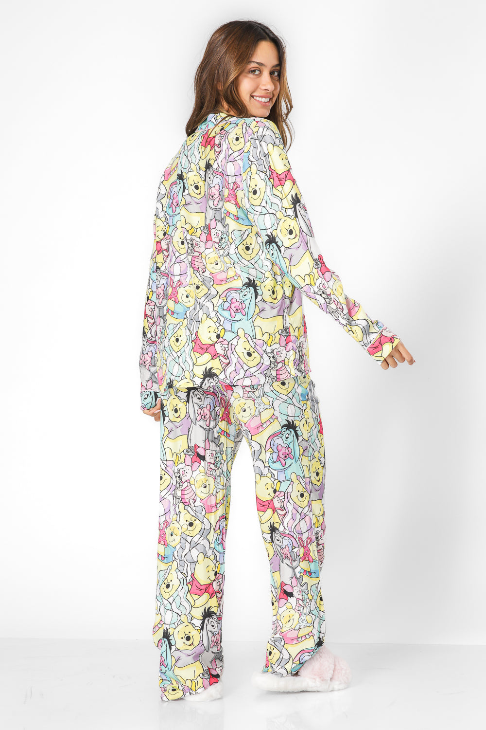 סט פיג’מה מכופתרת דקה POOH AND FRIENDS