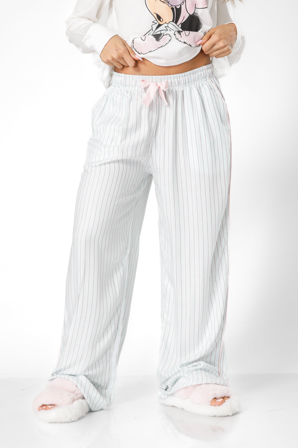 סט פיג’מת מעבר דקה MINNIE בצבע לבן