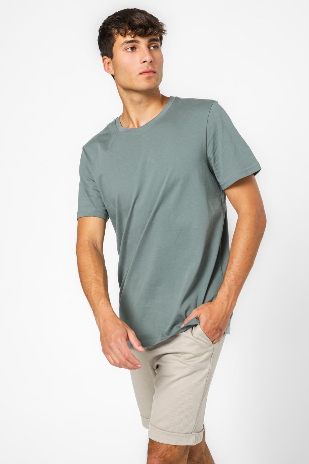 חולצה קצרה מנדפת זיעה