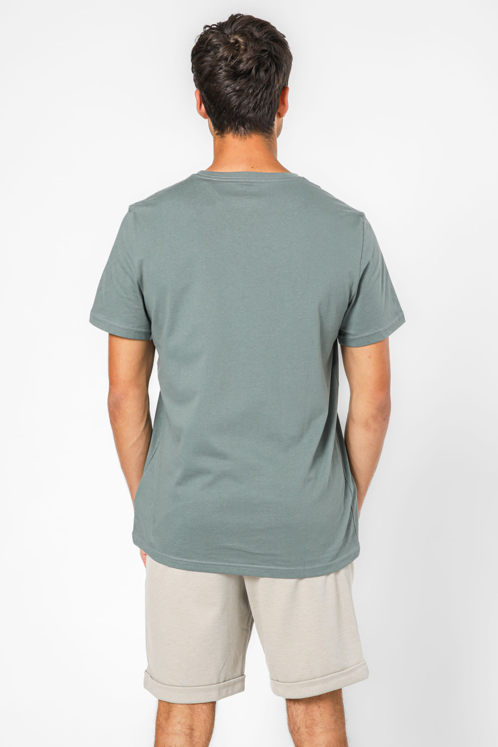 חולצה קצרה מנדפת זיעה