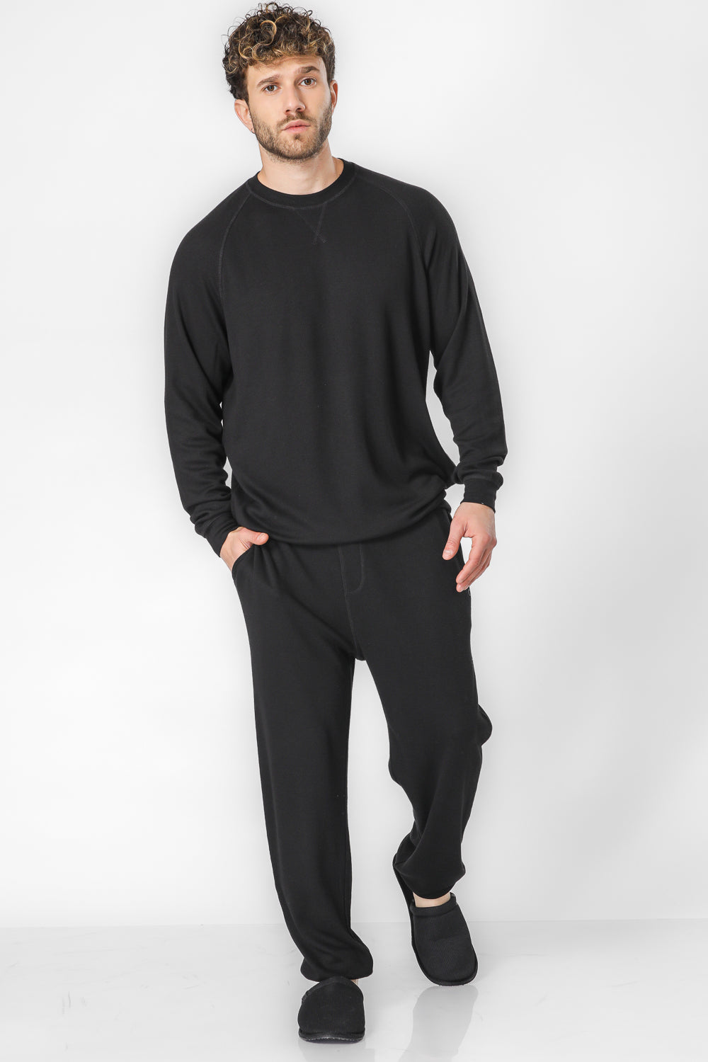 חליפת פנאי WAFFLE בצבע שחור