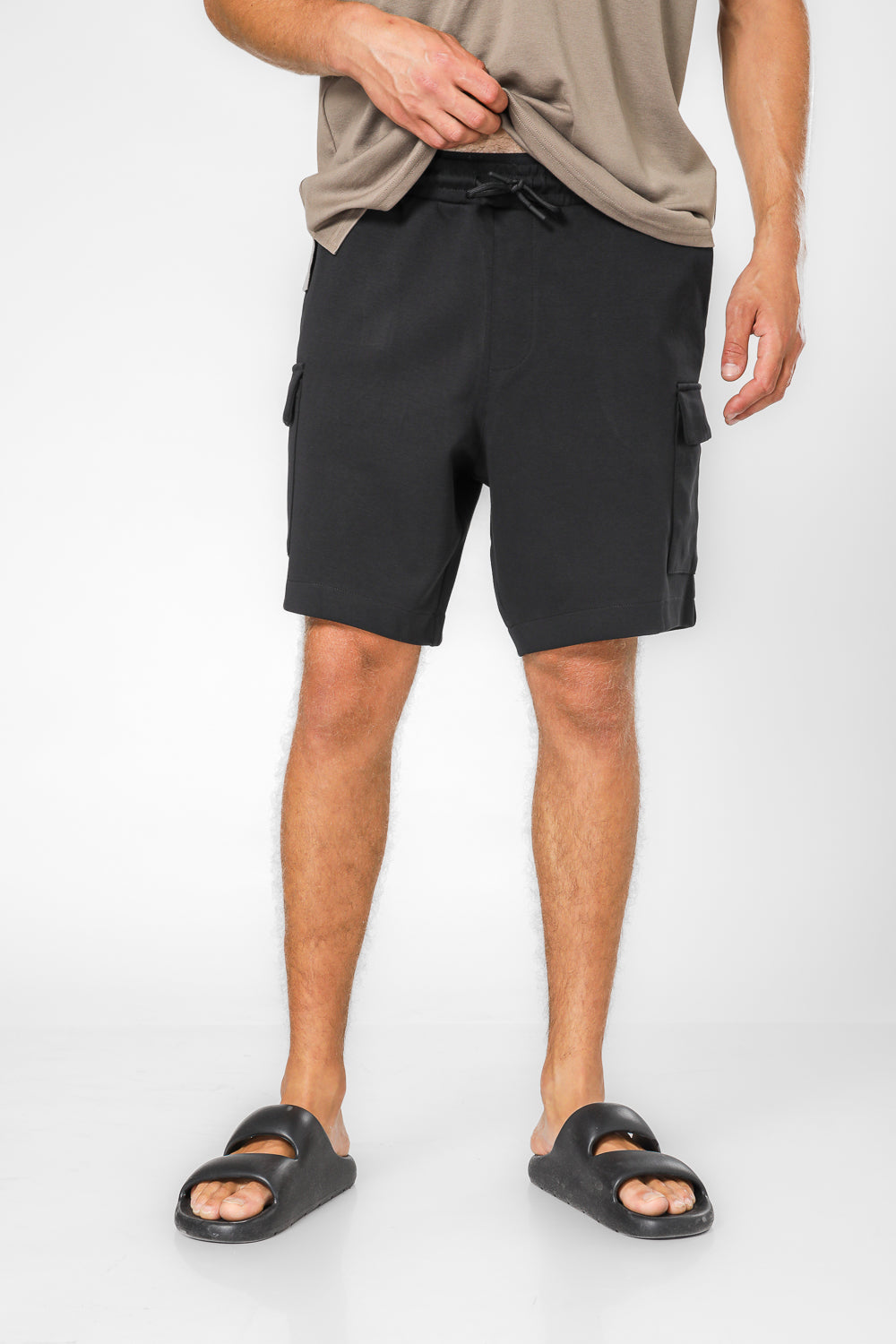 מכנסי דגמ”ח קצרים בצבע שחור