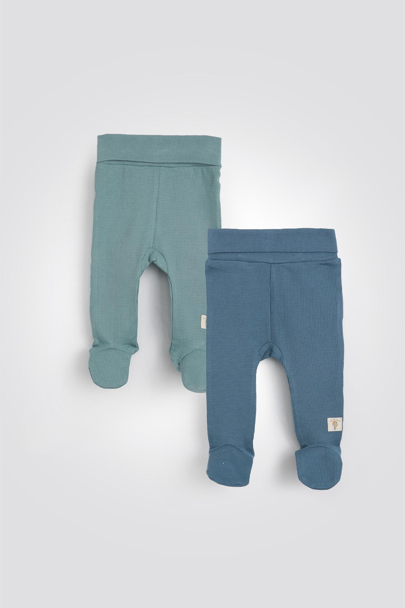 מארז שני מכנסיים ארוכים דקים