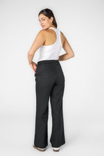 גופייה עם גוזיה מובנית