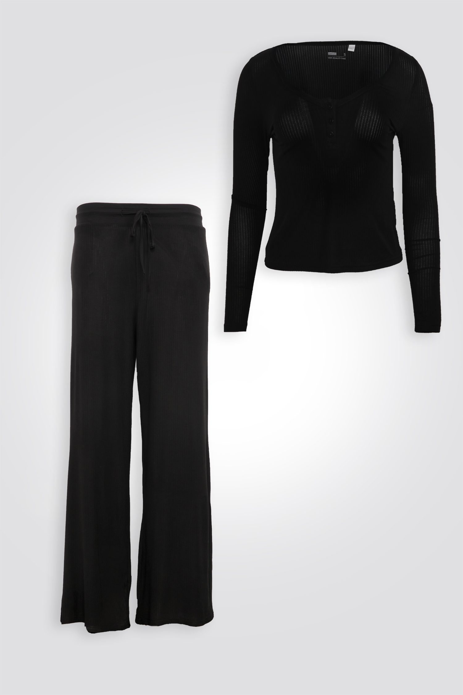 פיג'מת מעבר דקה עם צווארון V בצבע שחור