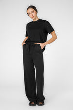 מכנסיים ארוכים בגזרה ישרה