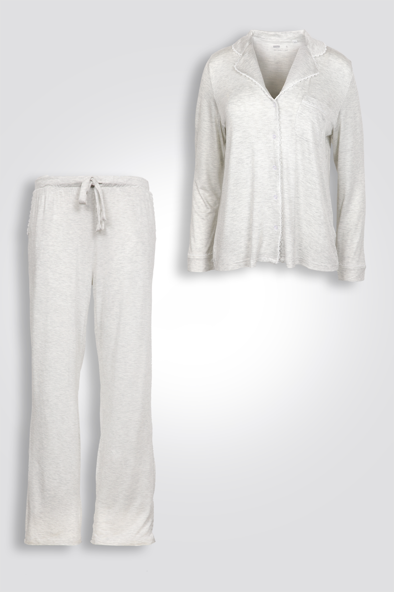 סט פיג’מה מכופתרת לנשים