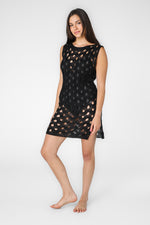 שמלת חוף סרוגה לנשים בצבע שחור 