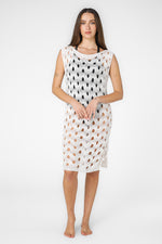 שמלת חוף סרוגה לנשים בצבע לבן