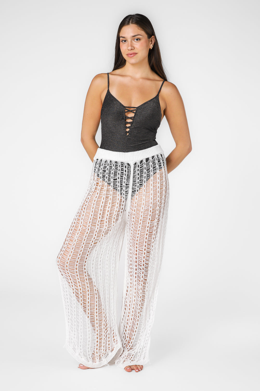 מכנסי חוף סרוגים ארוכים בצבע לבן