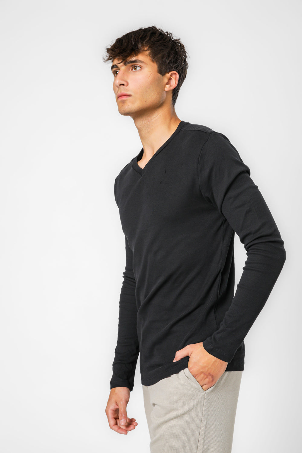 מארז 2 חולצות V שרוול ארוך שחור