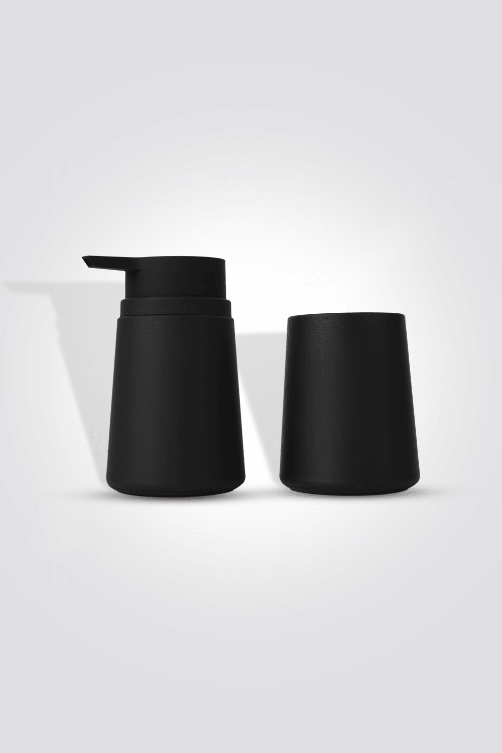 סט דיספנסר לסבון+כוס בצבע שחור - MASHBIR//365