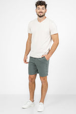 מכנסיים קצרים לגבר בצבע ירוק - MASHBIR//365