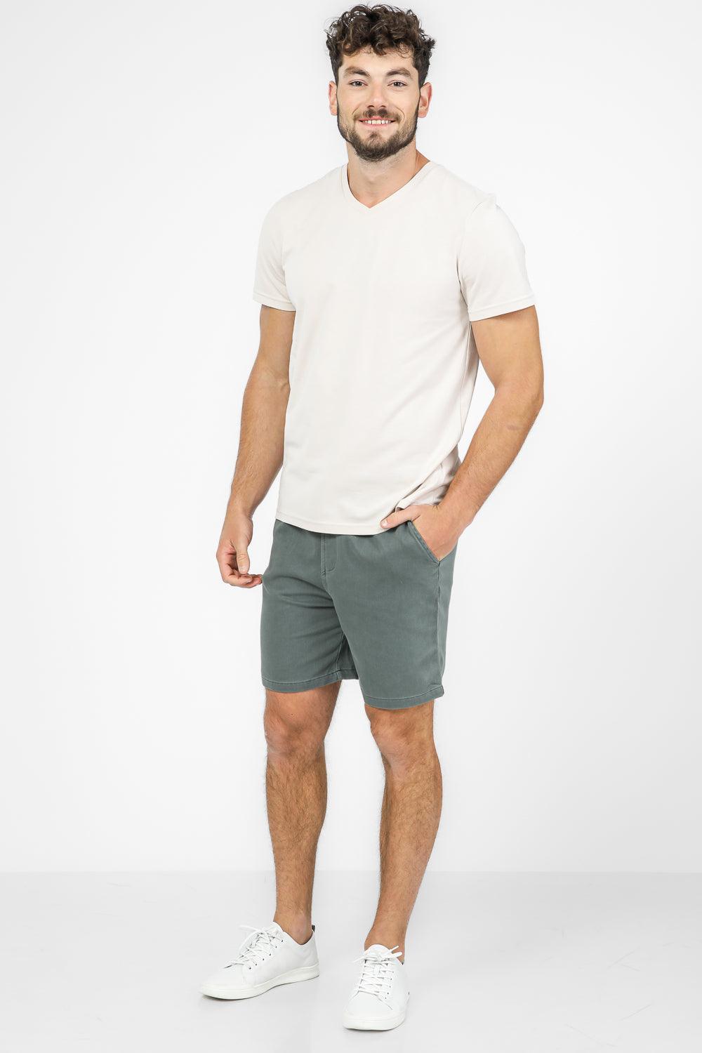 מכנסיים קצרים לגבר בצבע ירוק - MASHBIR//365