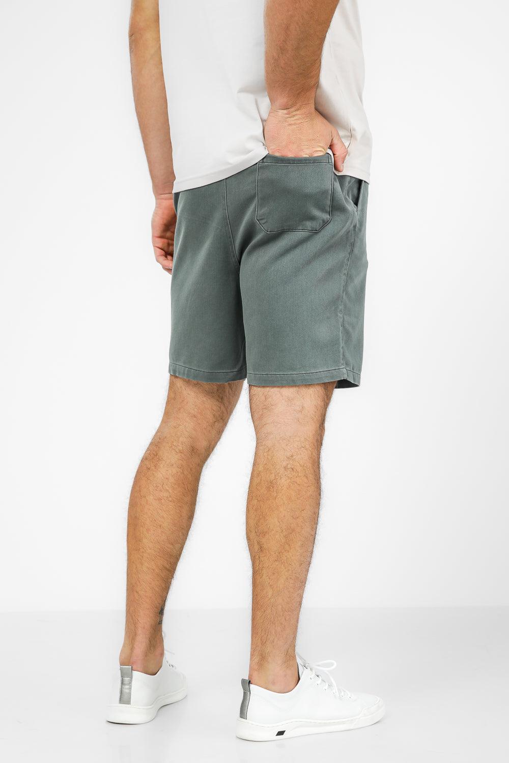מכנסיים קצרים לגבר בצבע ירוק - MASHBIR//365