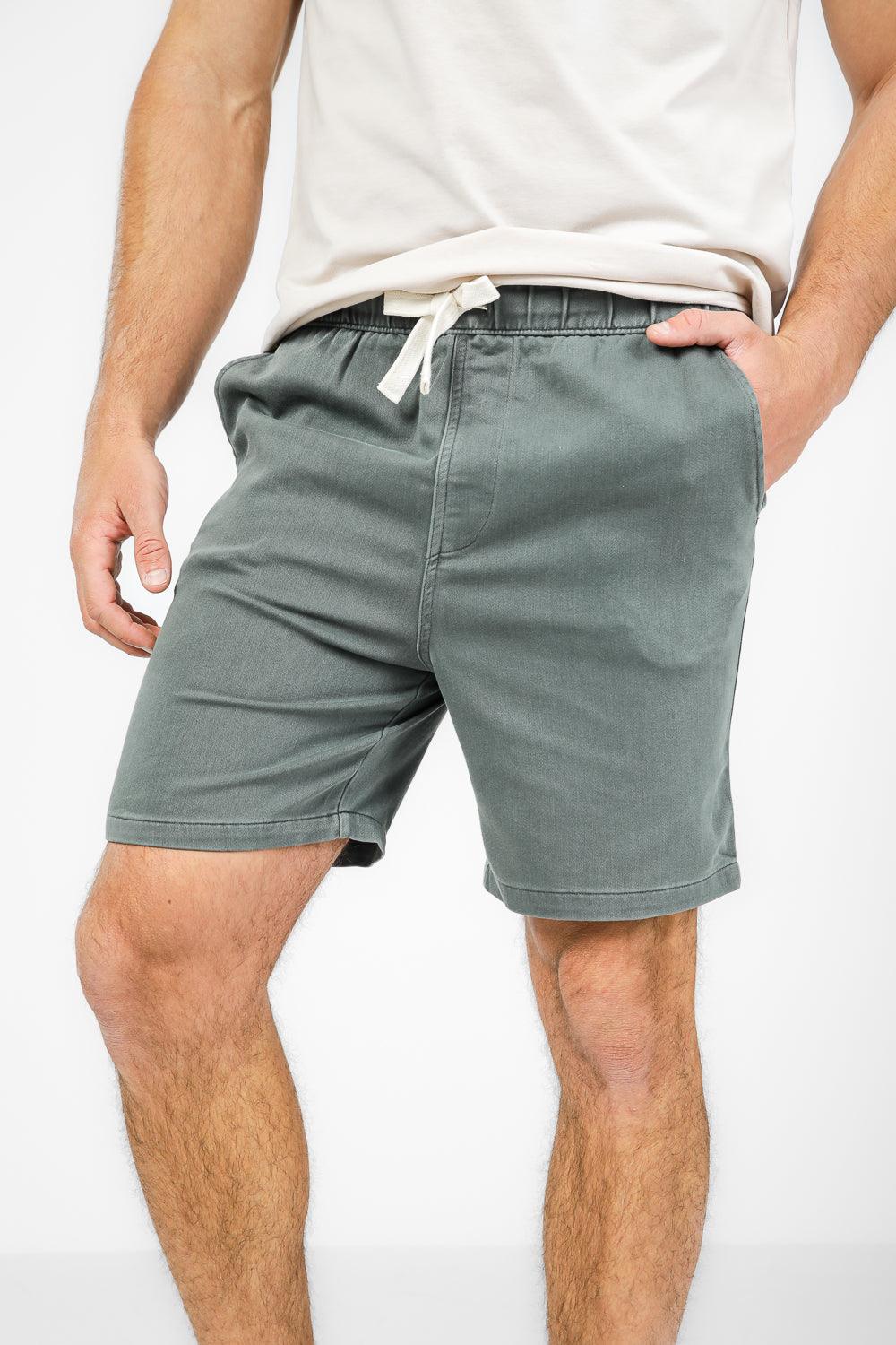 מכנסיים קצרים לגבר בצבע ירוק - MASHBIR//365