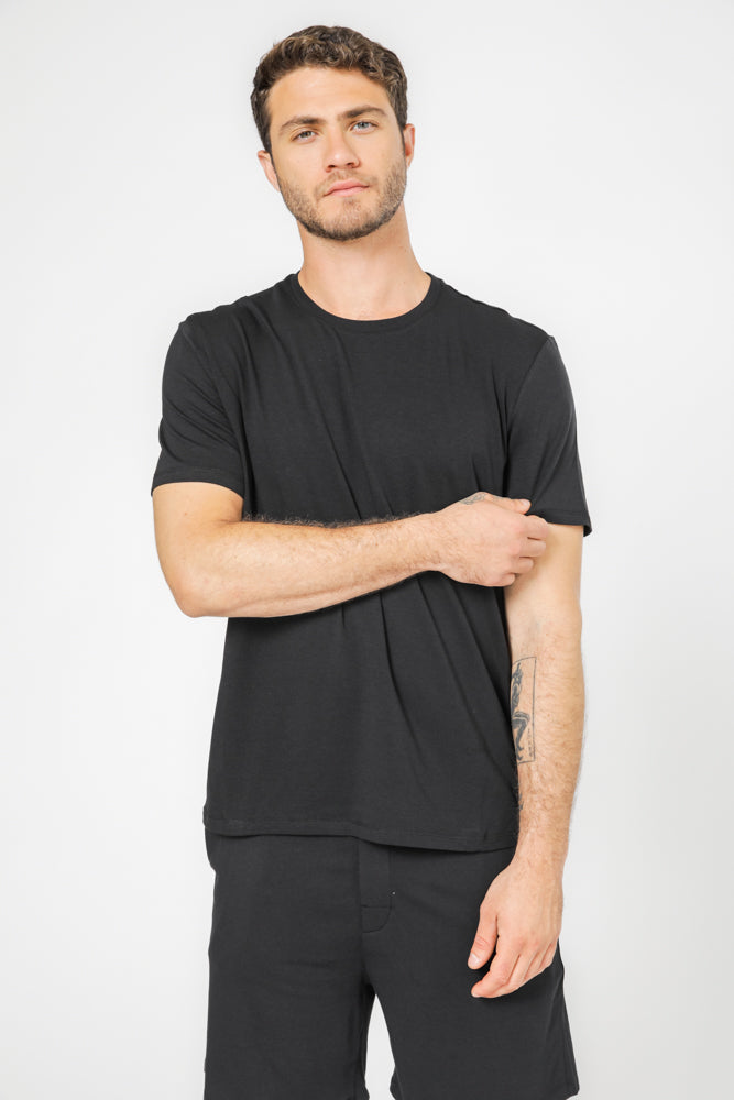 סט פיג'מה קצרה בצבע שחור