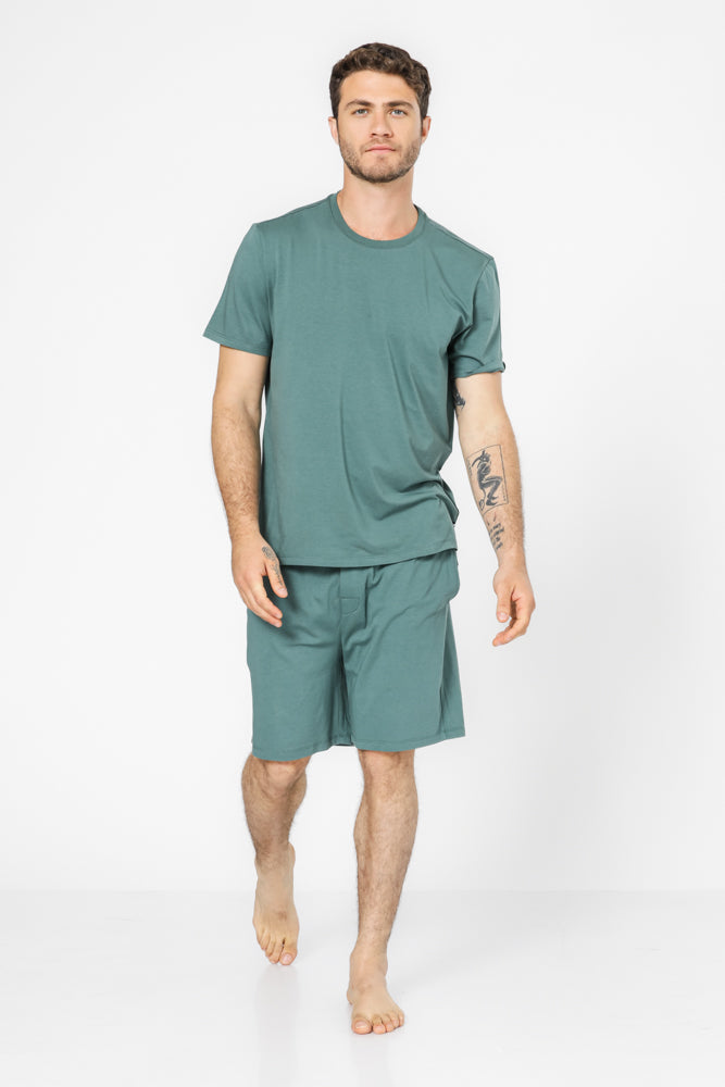 סט פיג'מה קצרה בצבע ירוק
