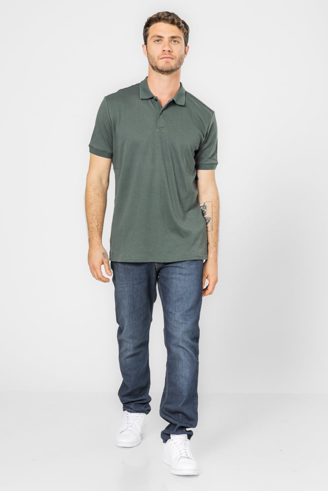 חולצת פולו בצבע ירוק זית