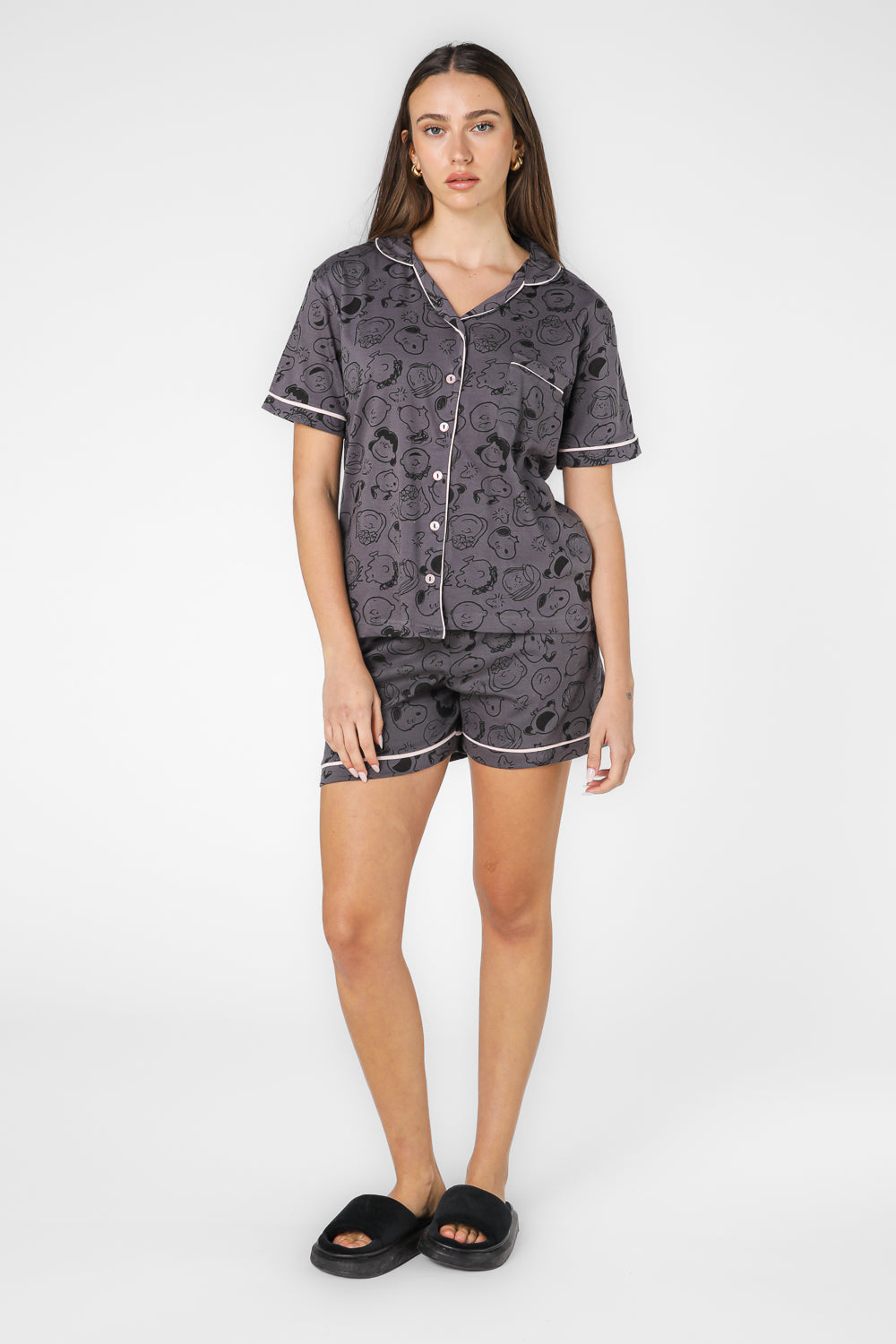 סט פיג'מה מכופתרת סנופי 