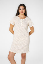 כותונת לילה פרחונית