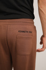 מכנסי טרנינג בגזרה ישרה | קנת קול