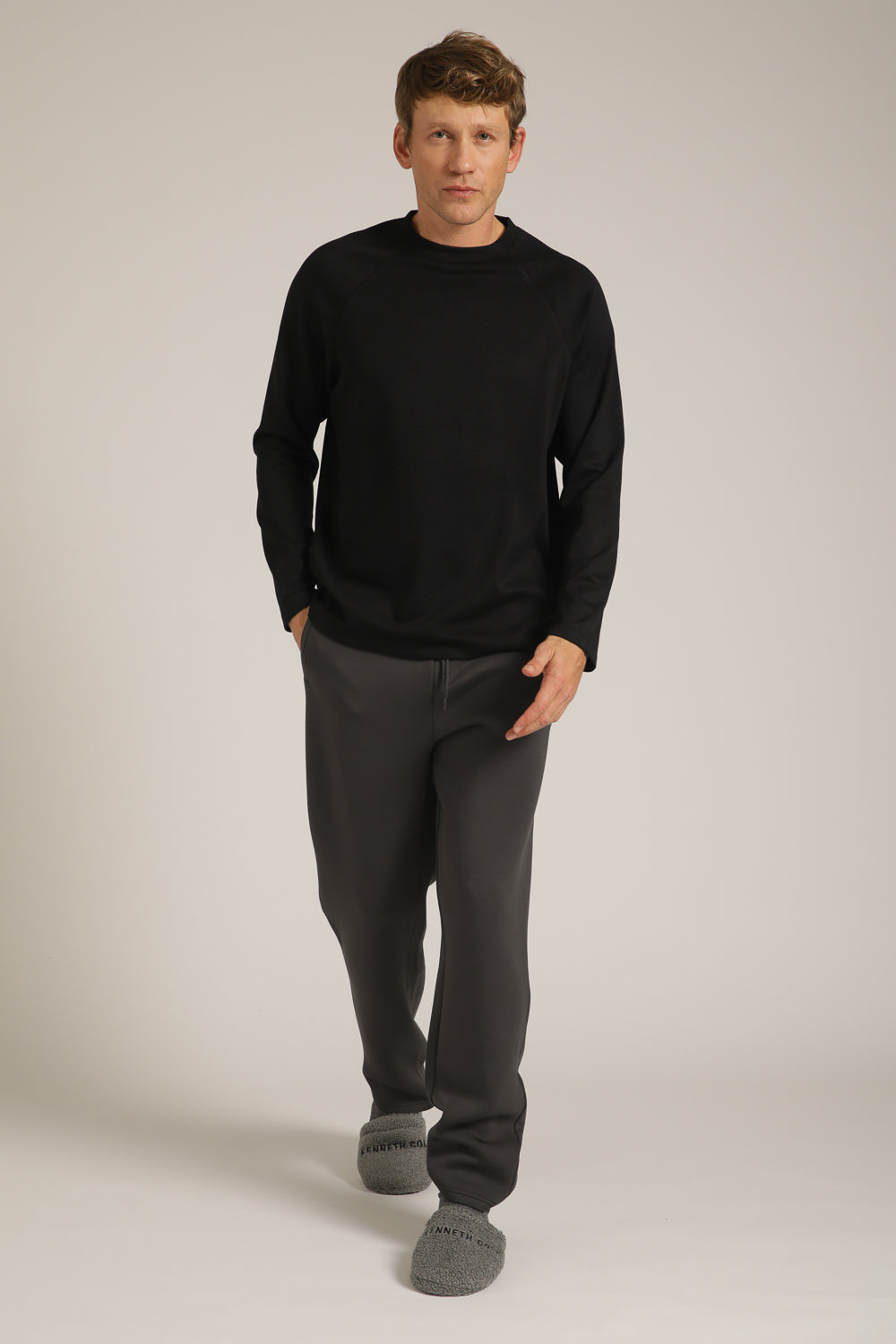 טישירט רגלן ארוכה עם לוגו בגב | קנת קול