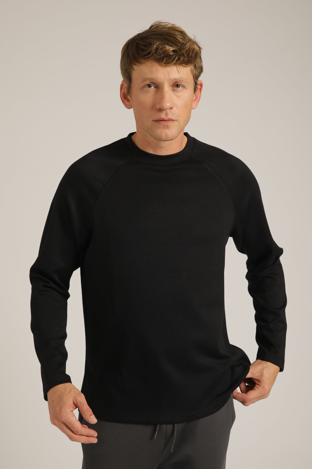 טישירט רגלן ארוכה עם לוגו בגב | קנת קול