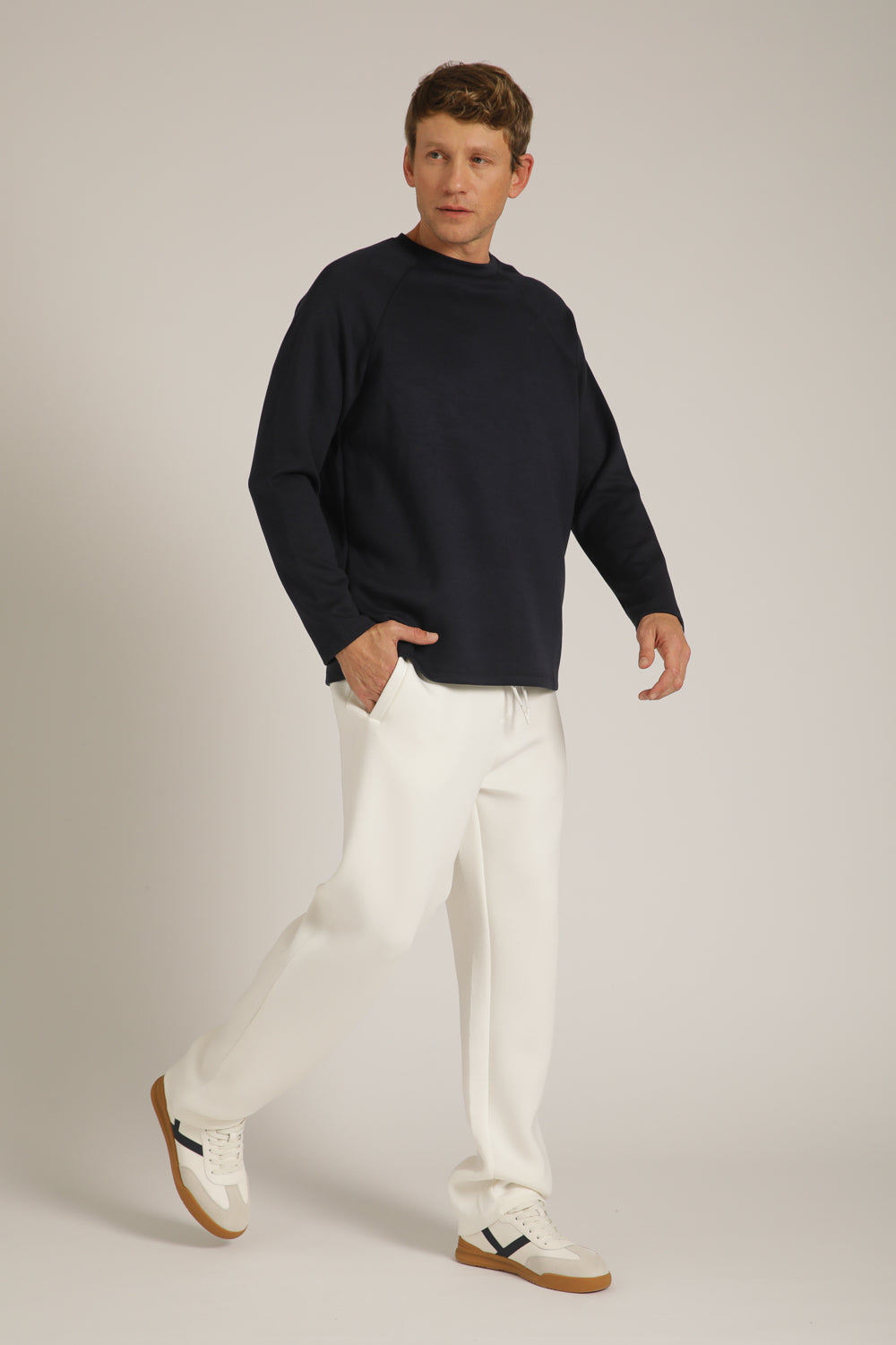 טישירט רגלן ארוכה עם לוגו בגב | קנת קול