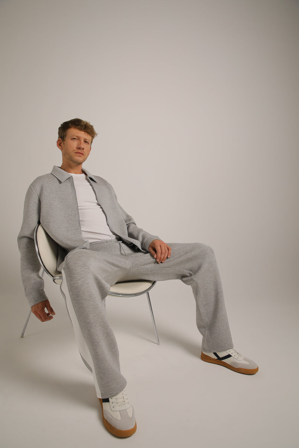 מכנסי טרנינג עם פסי צד | קנת קול