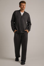 ג'קט עם כפתורים ולוגו מובלט | קנת קול