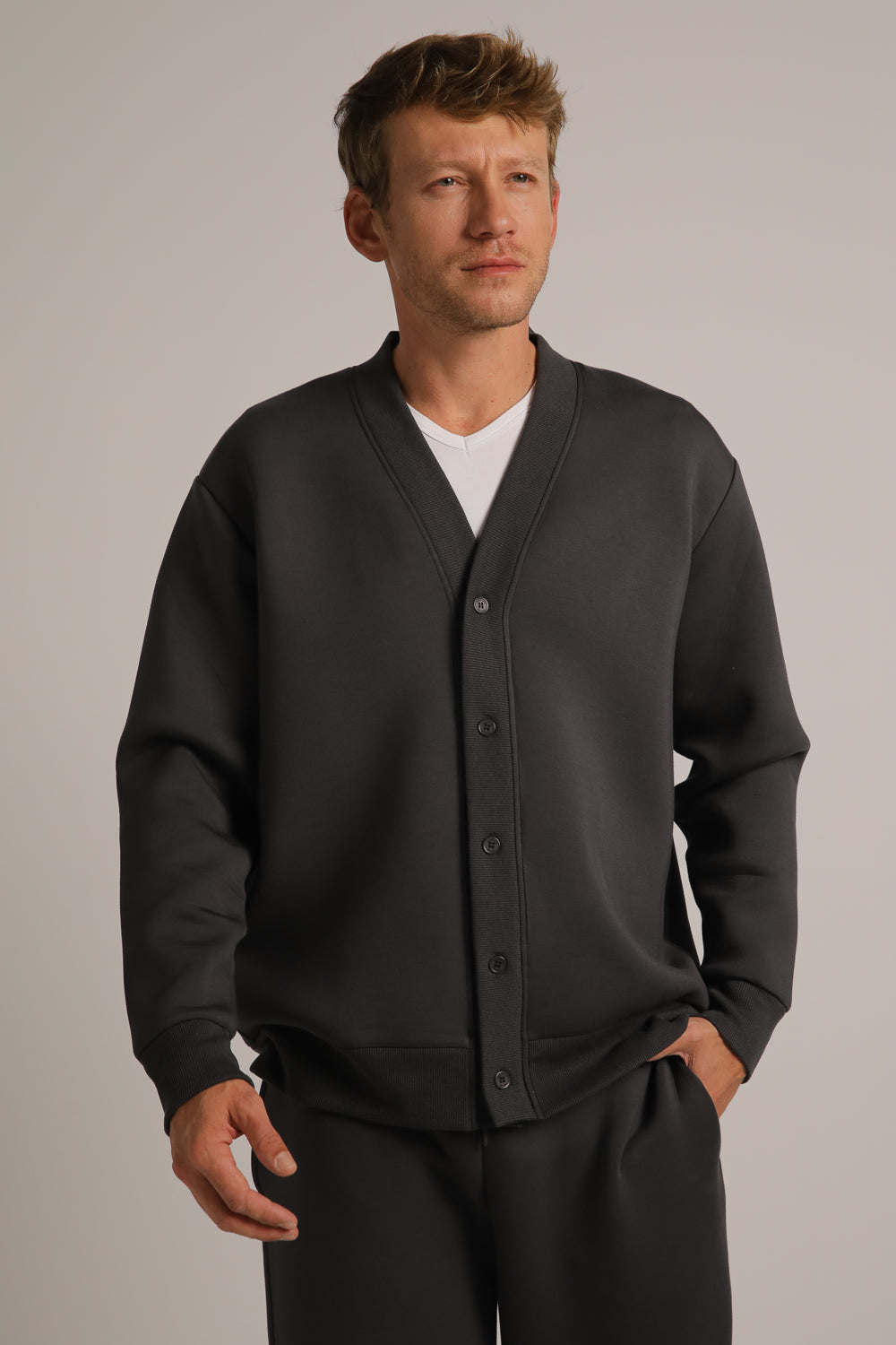 ג'קט עם כפתורים ולוגו מובלט | קנת קול