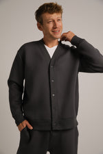 ג'קט עם כפתורים ולוגו מובלט | קנת קול