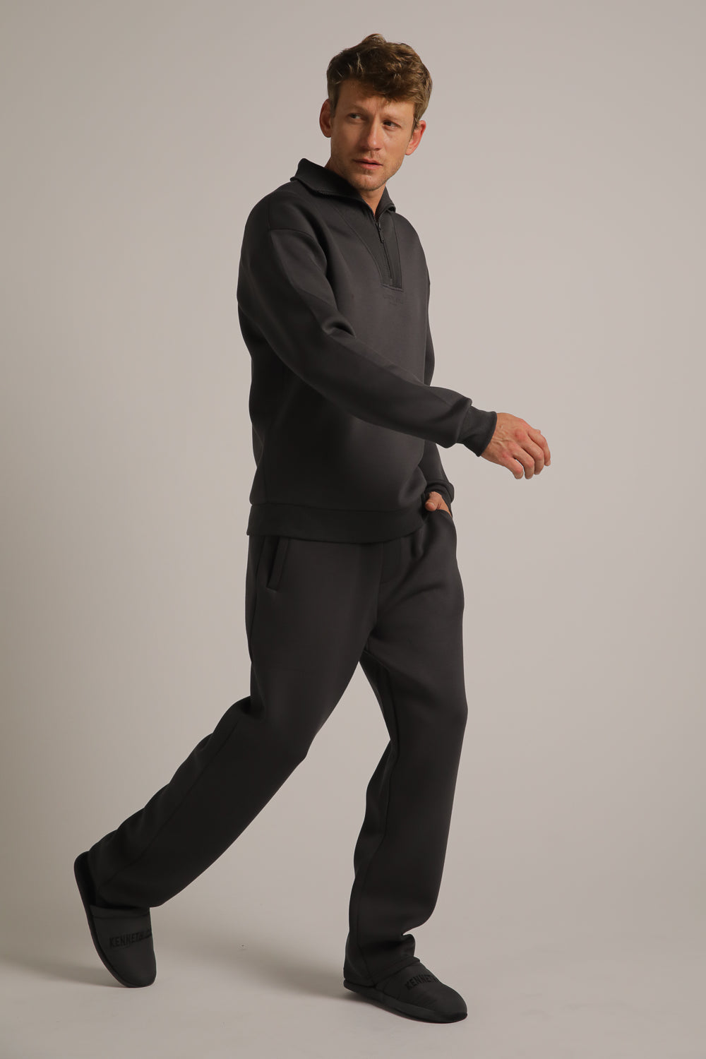 סווטשירט חצי רוכסן עם צווארון ריב | קנת קול