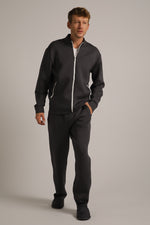 מכנסי טרנינג בגזרה ישרה | קנת קול