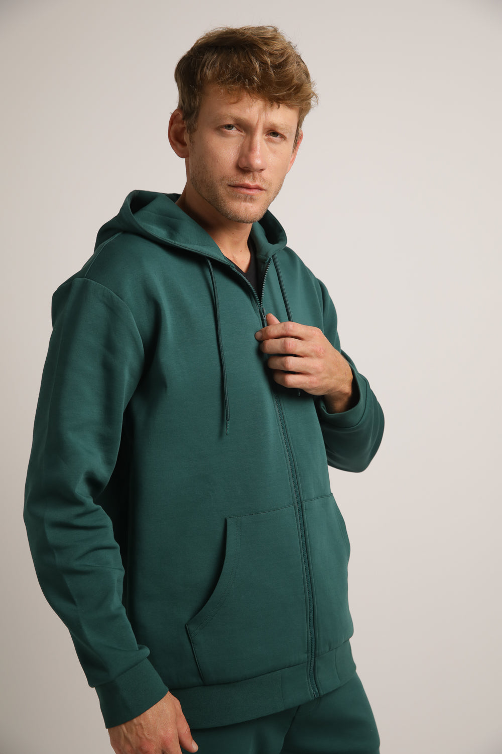 סווטשירט עם קפוצ'ון מבד אינטרלוק | קנת קול