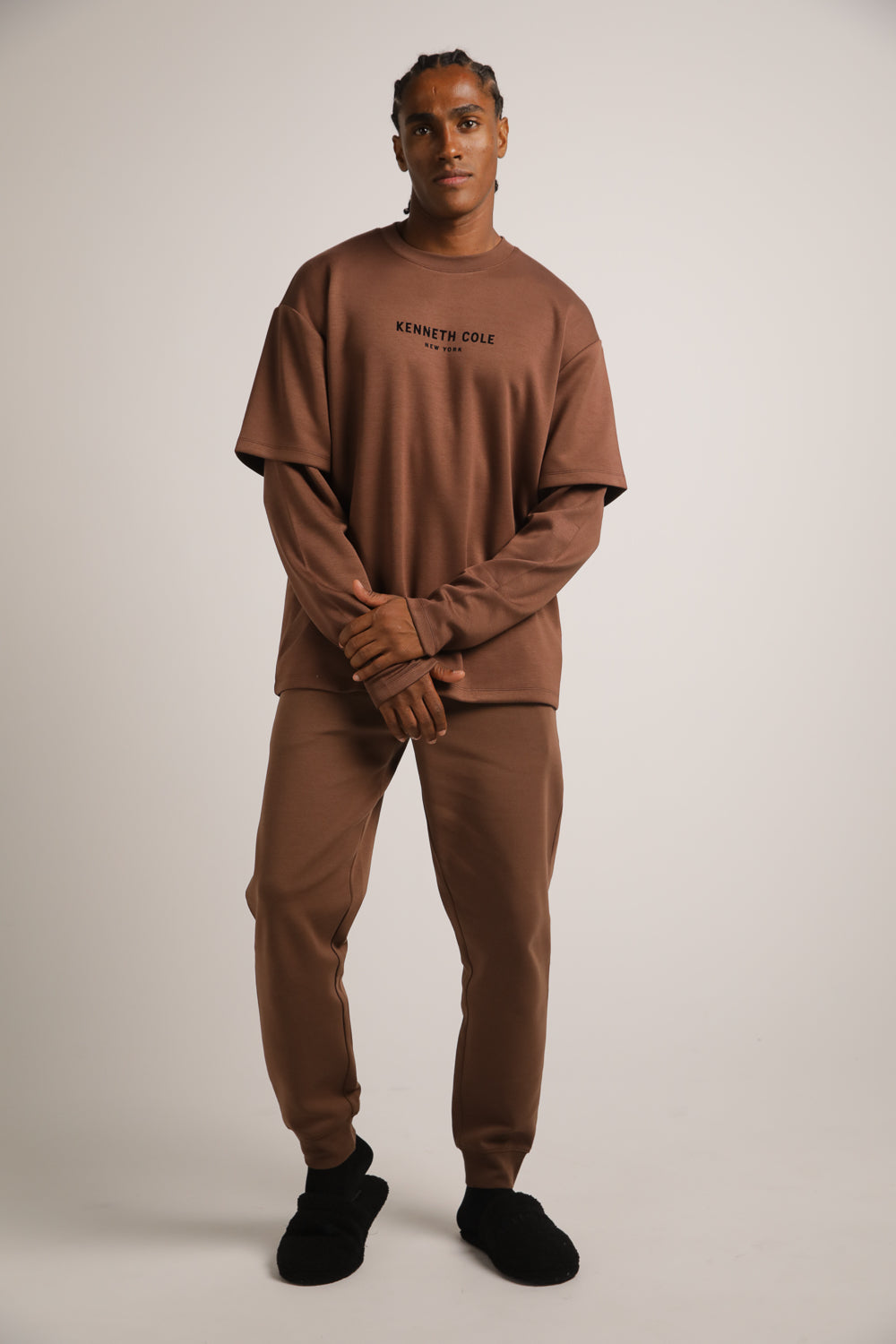 מכנסי טרנינג עם סיומת צרה | קנת קול